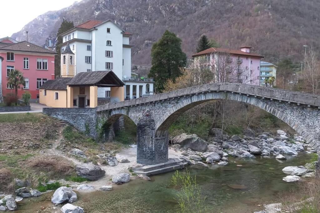 Armonia Edificio Storico Del 1563. Lägenhet Cevio Exteriör bild