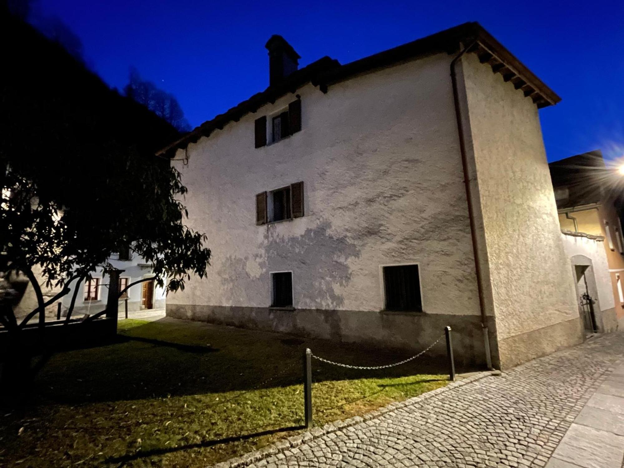 Armonia Edificio Storico Del 1563. Lägenhet Cevio Exteriör bild